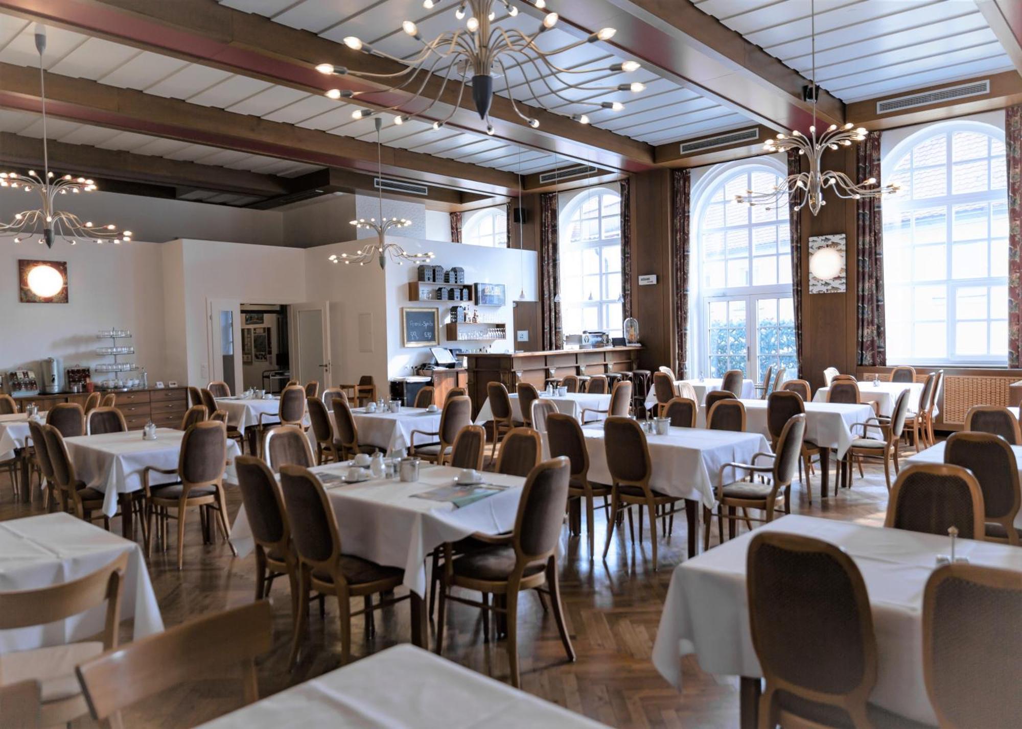 Hotel Gasthof Zum Storch Schlüsselfeld المظهر الخارجي الصورة